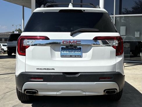 Certified 2022 GMC Acadia SLE w/ Driver Convenience Package image 4