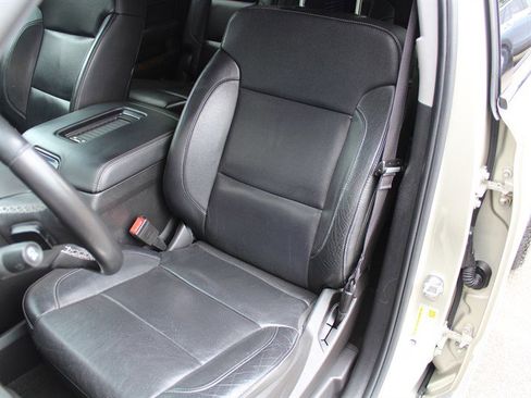 Used 2016 Chevrolet Suburban LTZ AWD/4WD image 23