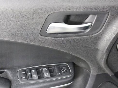 Used 2020 Dodge Charger Police image 17