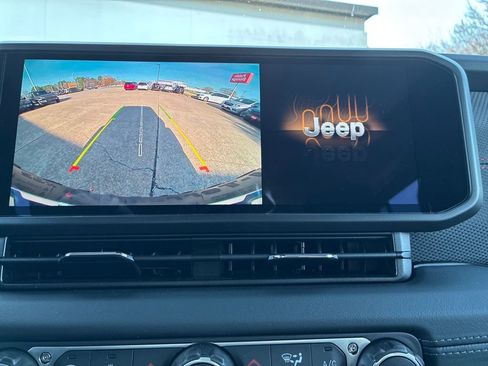 New 2026 Jeep Wrangler Unlimited Rubicon w/ Safety Group image 20