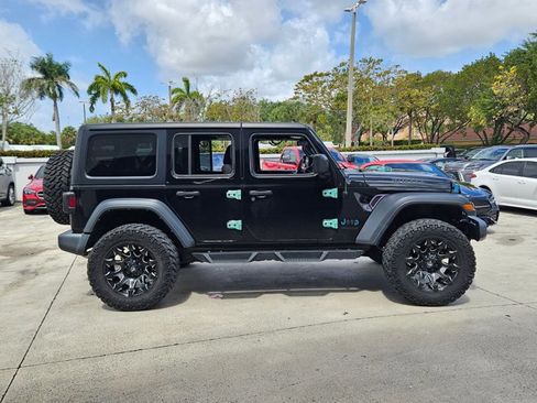 Used 2021 Jeep Wrangler Unlimited Sport image 3