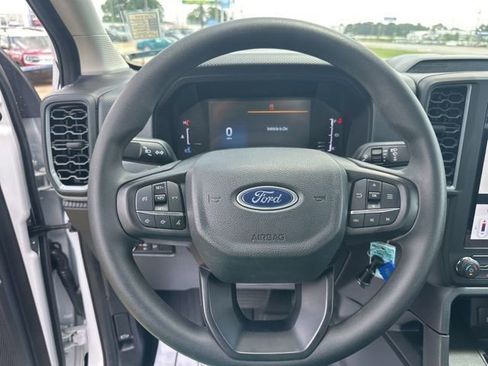 Used 2025 Ford Ranger XL w/ Trailer Tow Package AWD/4WD image 14