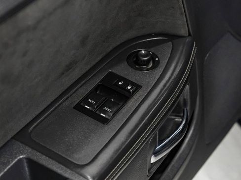 Used 2009 Dodge Challenger SRT8 image 35