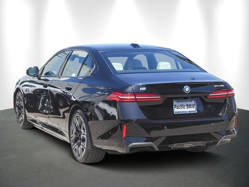Used 2026 BMW i5 eDrive40 RWD image 4