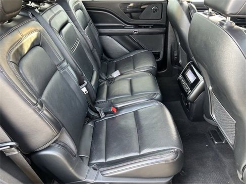 Used 2021 Lincoln Aviator Reserve w/ Elements Package Plus image 14