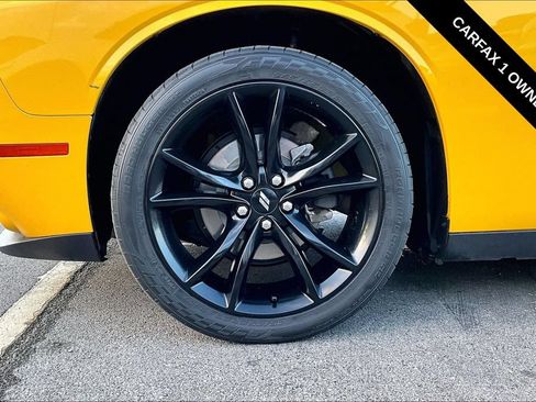 Used 2018 Dodge Challenger SXT w/ Blacktop Package RWD image 30