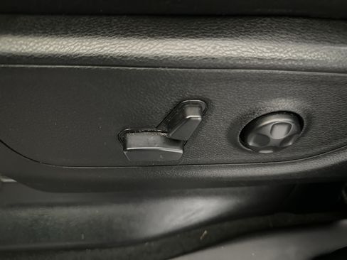 Used 2020 RAM 1500 Big Horn AWD/4WD image 23