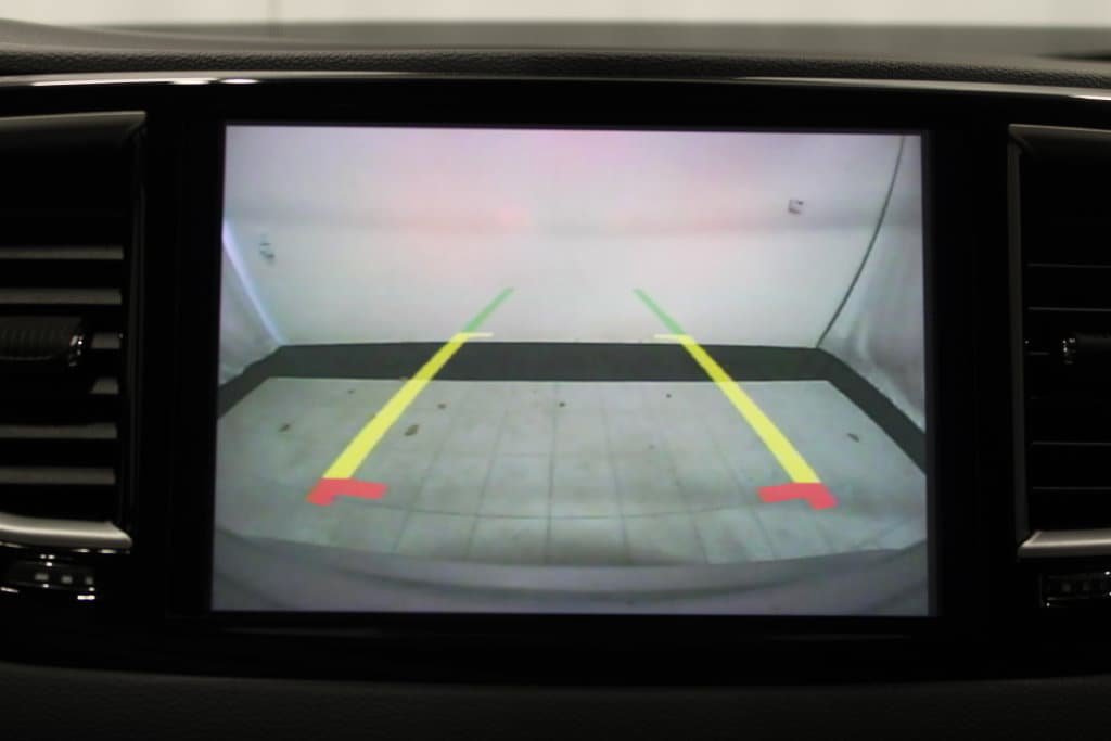 Used 2023 Chrysler Pacifica Touring-L FWD image 35