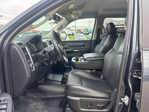 Used 2017 RAM 1500 Laramie w/ Convenience Group AWD/4WD image 14