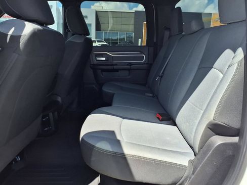 Used 2022 RAM 2500 Big Horn AWD/4WD image 19