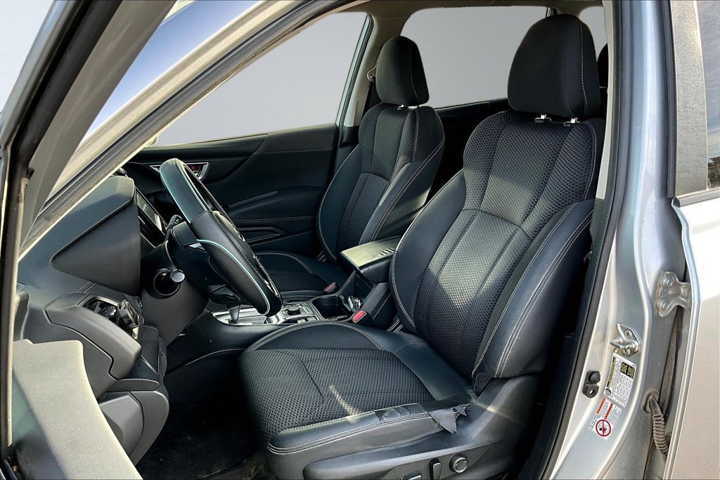 Used 2019 Subaru Forester Premium AWD/4WD image 21