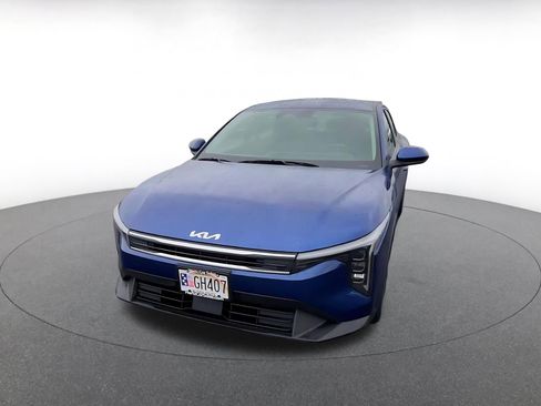 Used 2025 Kia K4 LXS image 7