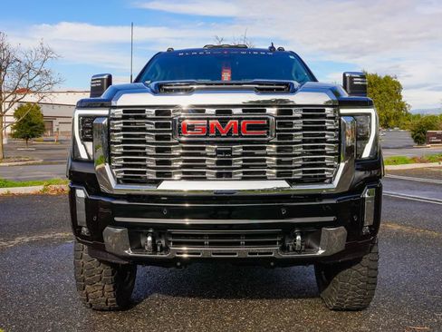 New 2026 GMC Sierra 2500 Denali w/ Denali Reserve Package image 4