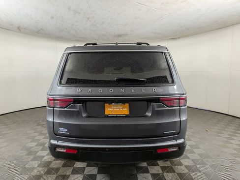 Certified 2022 Jeep Wagoneer Series II w/ Premium Group I AWD/4WD image 9