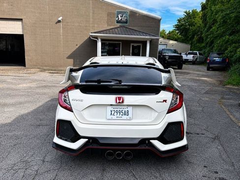 Used 2019 Honda Civic Type R image 6
