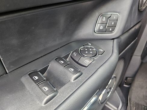 Used 2022 Ford Expedition Max Platinum AWD/4WD image 15