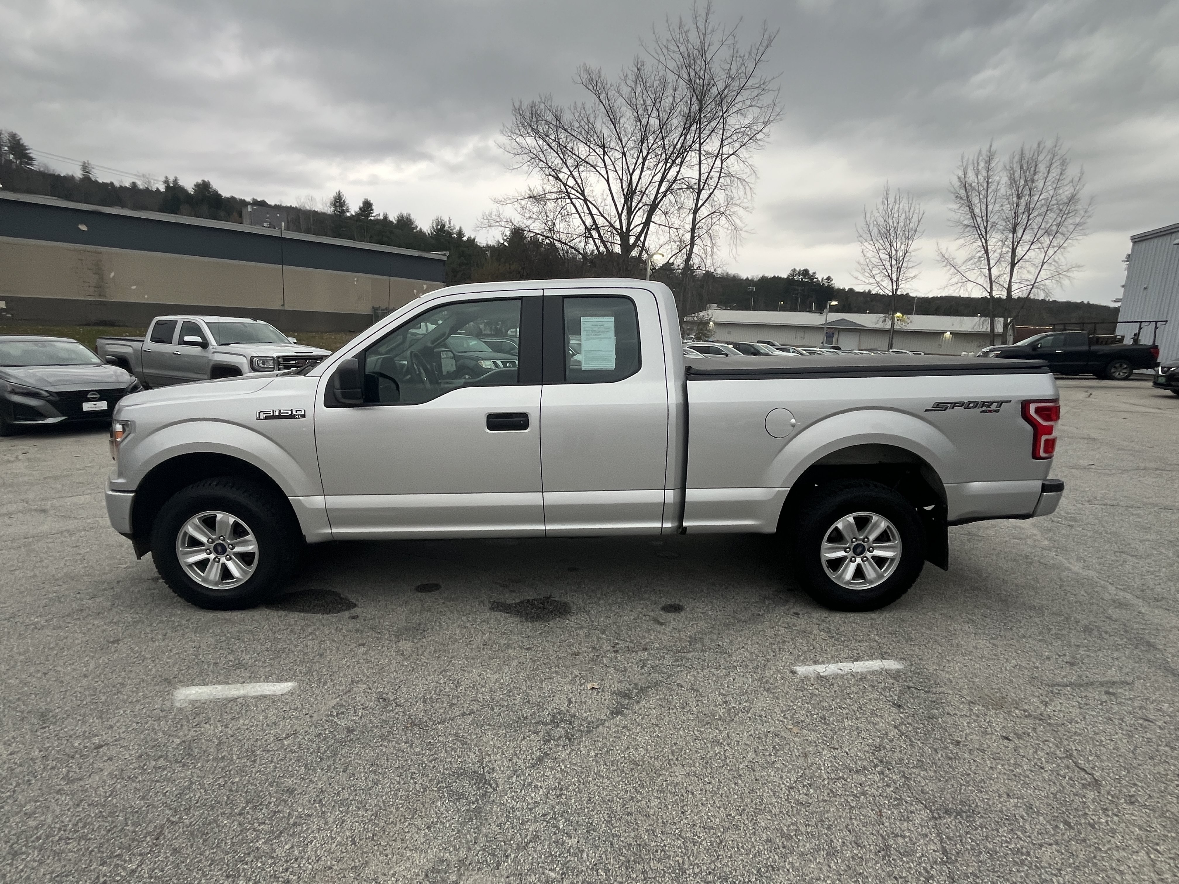 Used 2019 Ford F150 XL w/ Equipment Group 101A Mid AWD/4WD image 4