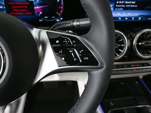 New 2026 Mercedes-Benz GLA 250 GLA 250 image 11