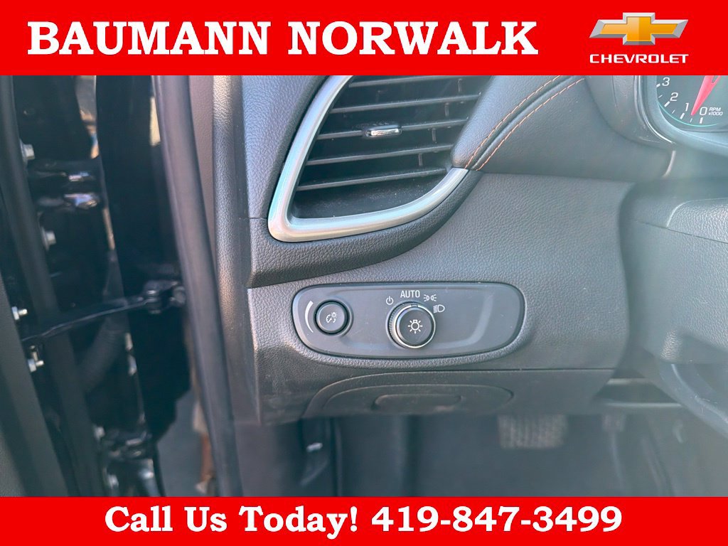 Used 2020 Chevrolet Trax LS w/ Tint and Cruise Package FWD image 18