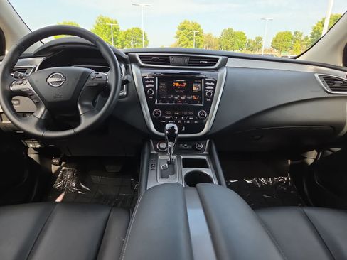 Used 2024 Nissan Murano SV FWD image 18