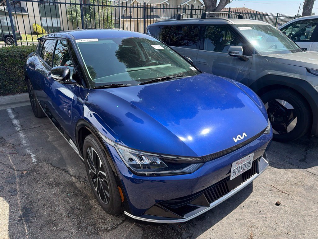 Used 2024 Kia EV6 Wind RWD image 3