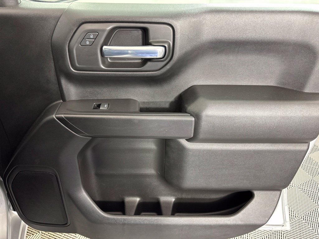Certified 2020 Chevrolet Silverado 1500 Custom Trail Boss w/ Custom Convenience Package AWD/4WD image 9