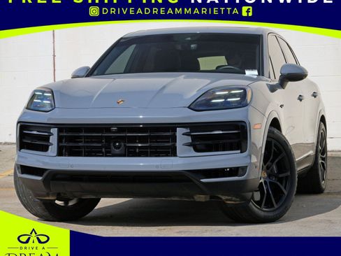 Used 2025 Porsche Cayenne E-Hybrid w/ Premium Package Plus AWD/4WD image 1