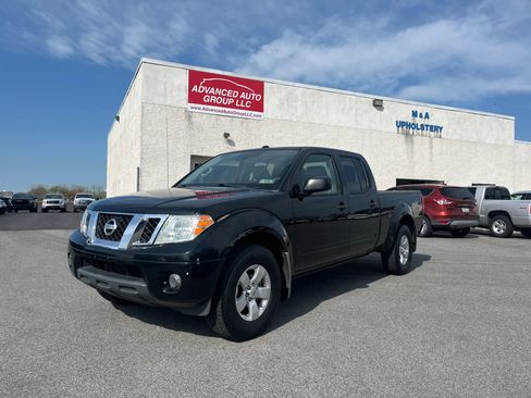 Used 2012 Nissan Frontier SV w/ SV Premium Utility Pkg AWD/4WD image 31