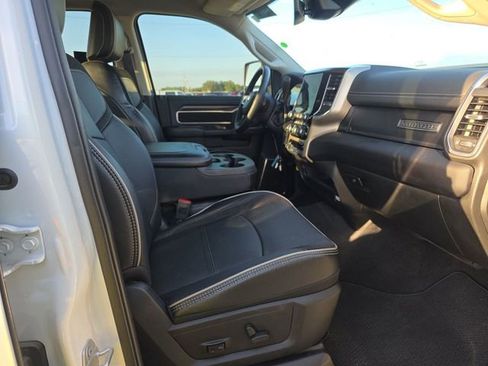 Used 2024 RAM 2500 Laramie w/ Safety Group AWD/4WD image 16