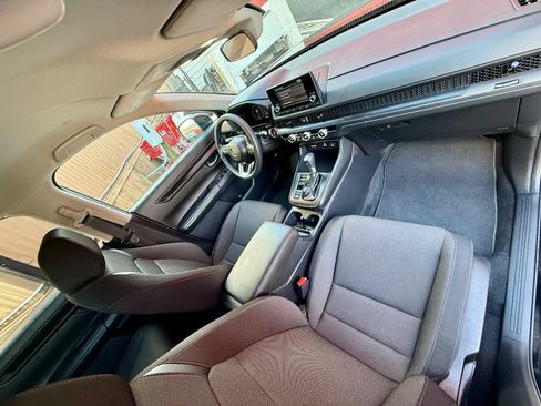 Used 2025 Honda CR-V LX image 29
