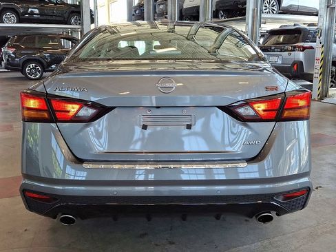 Used 2023 Nissan Altima 2.5 SR AWD/4WD image 8