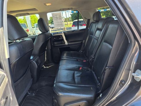 Used 2013 Toyota 4Runner Limited image 9
