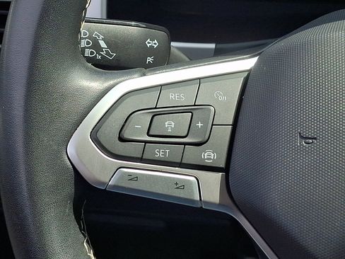 Used 2023 Volkswagen Atlas SE AWD/4WD image 21