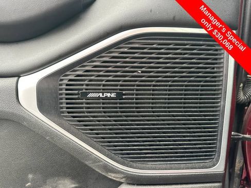 Used 2022 Jeep Wagoneer Series II w/ Premium Group I AWD/4WD image 14
