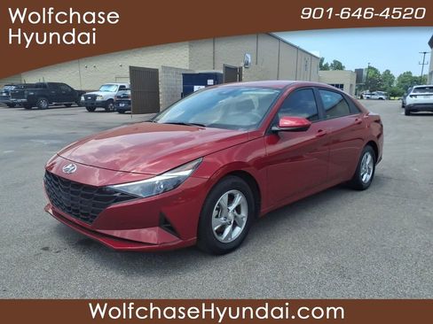 Used 2022 Hyundai Elantra SE w/ Cargo Package FWD image 1