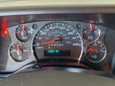 Used 2024 GMC Savana 2500 w/ Driver Convenience Package RWD image 23