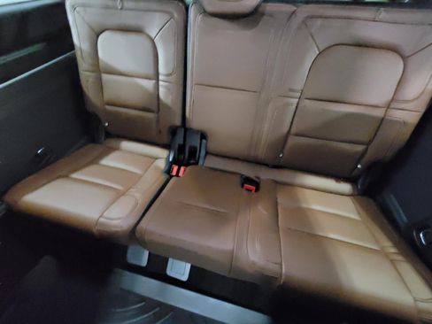 Used 2023 Lincoln Navigator Reserve AWD/4WD image 53