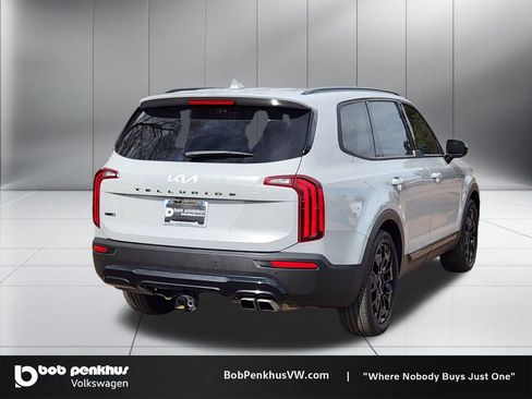 Used 2022 Kia Telluride SX w/ SX Prestige Package image 24