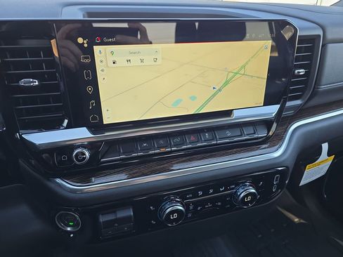 New 2026 GMC Sierra 1500 SLE image 22