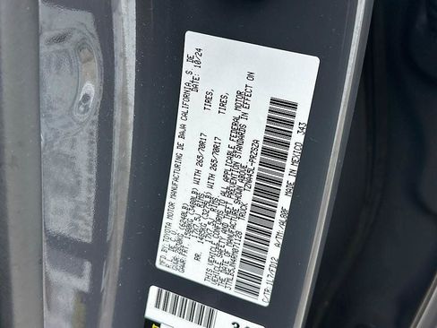Certified 2024 Toyota Tacoma TRD Off-Road AWD/4WD image 29