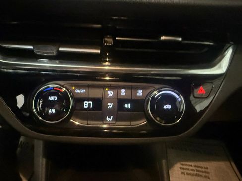 Used 2024 Buick Envista Sport Touring w/ Convenience II Package FWD image 36