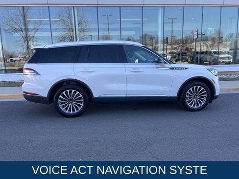 Certified 2024 Lincoln Aviator AWD w/ Premium Package image 10