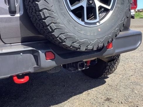 Certified 2025 Jeep Wrangler Unlimited Rubicon AWD/4WD image 19