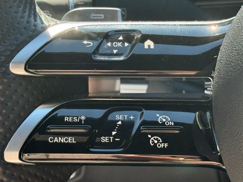 Used 2022 Mercedes-Benz E 450 Coupe image 41