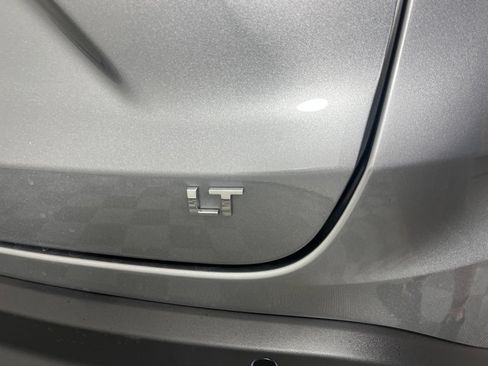 New 2026 Chevrolet Trax LT w/ Driver Confidence Package FWD image 4