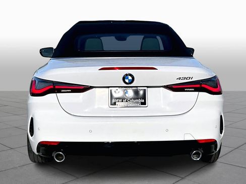 Used 2024 BMW 430i Convertible w/ Convenience Package image 4