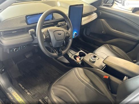 Used 2023 Ford Mustang Mach-E Premium image 5