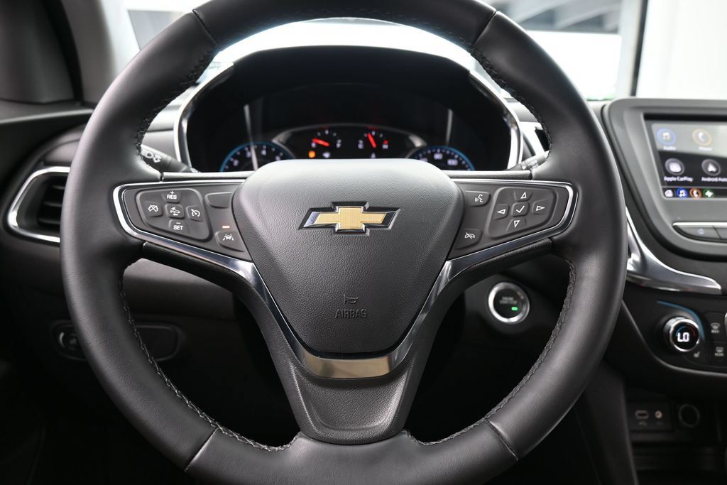 Used 2024 Chevrolet Equinox LT FWD image 25