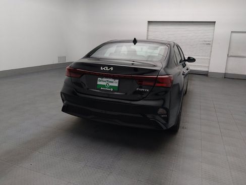 Used 2023 Kia Forte LXS FWD image 7