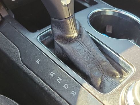 Used 2019 Ford Explorer XLT w/ Equipment Group 201A image 33